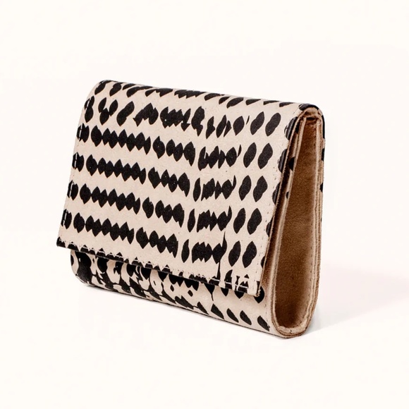 NWOT Lee Coren Minimalist Wallet in Crete - Vegan, Handcrafted in Israel - Picture 3 of 16